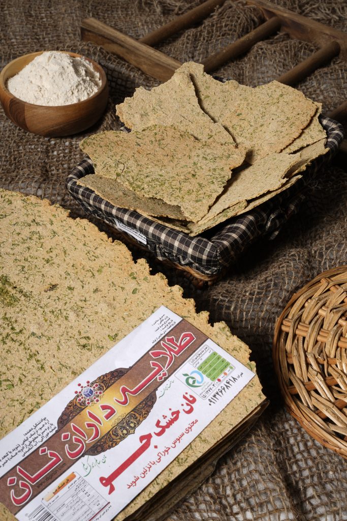 نان خشک جو